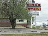 USA - Geary OK - Abandoned Desmonds Supper Club Restaurant Sign (19 Apr 2009)